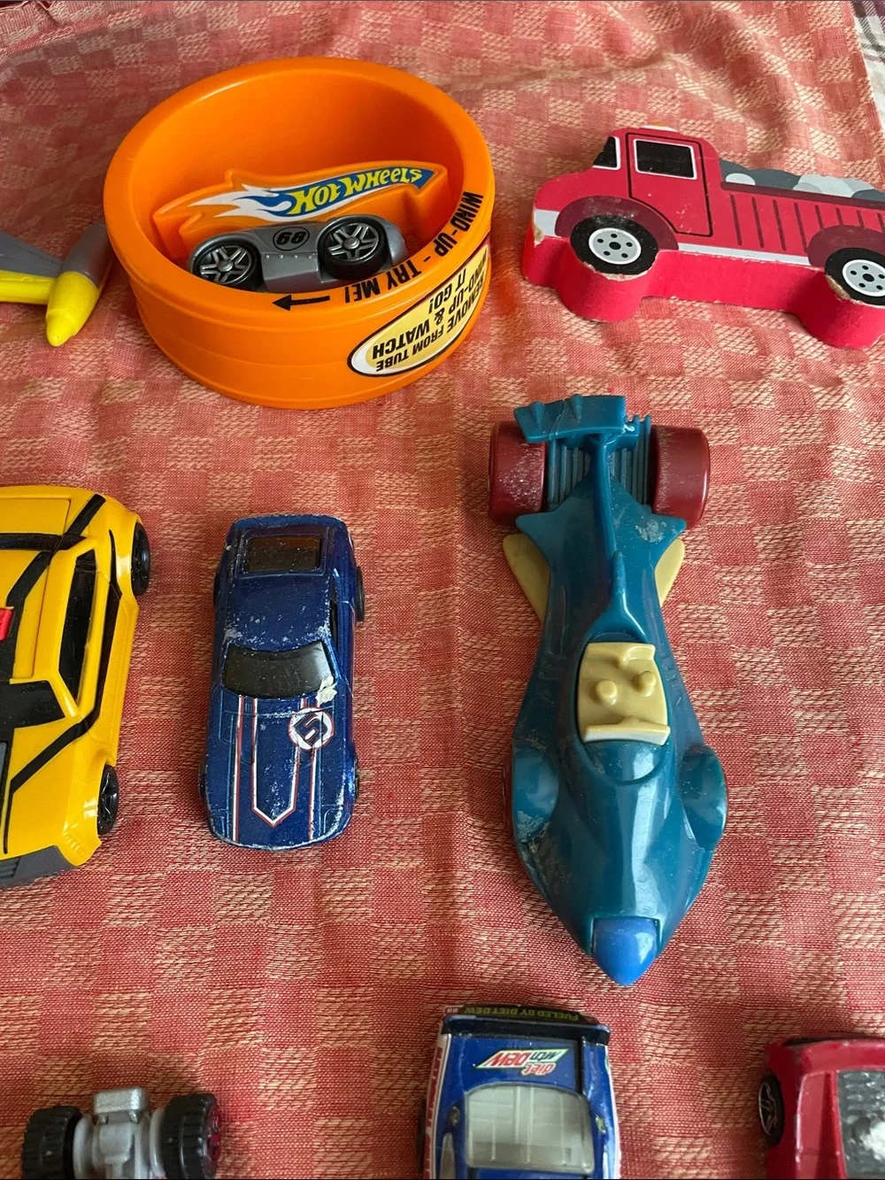 N/A assorted toy